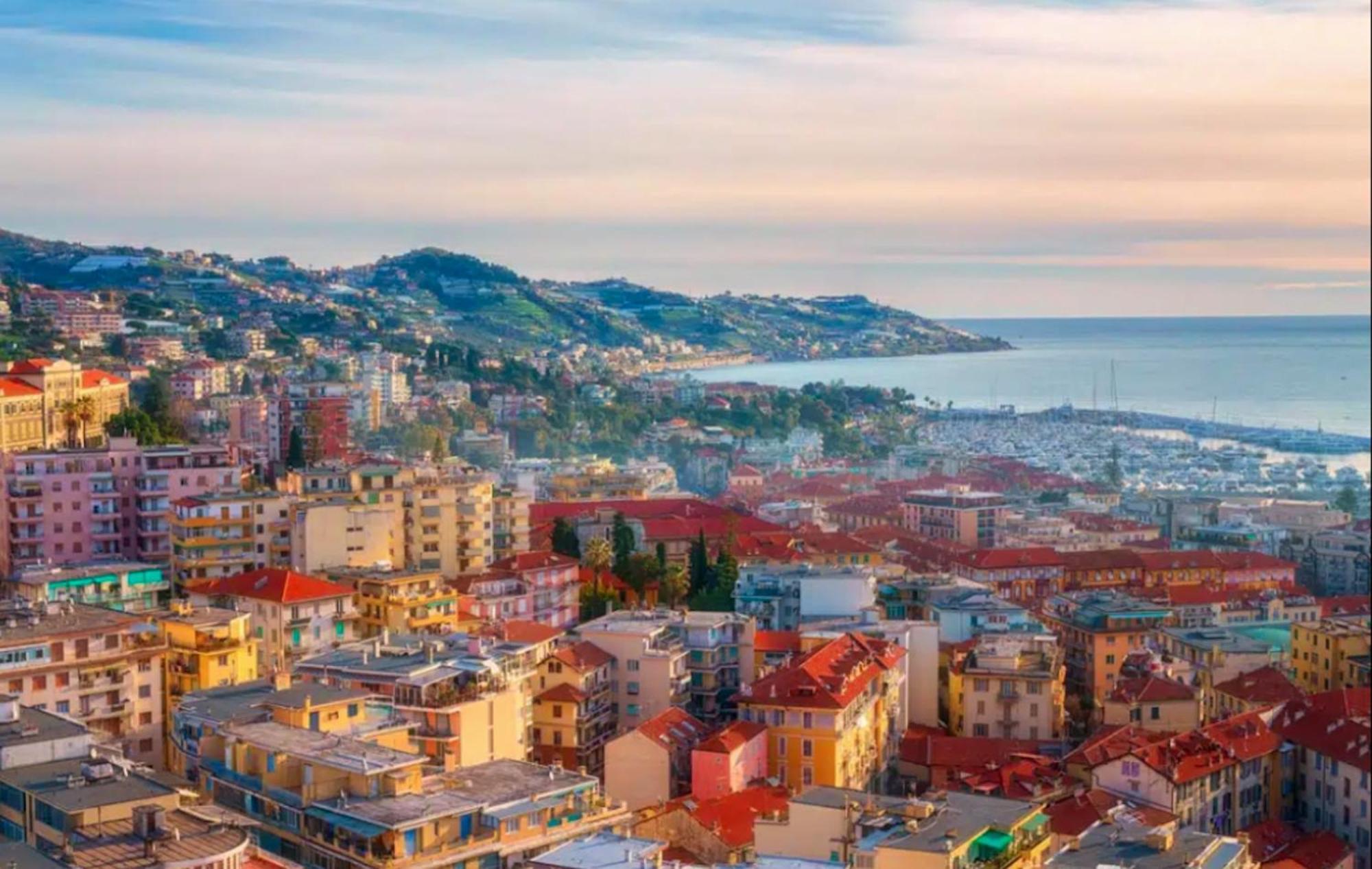 Bed and Breakfast La Magia Del Mare Sanremo Exterior foto