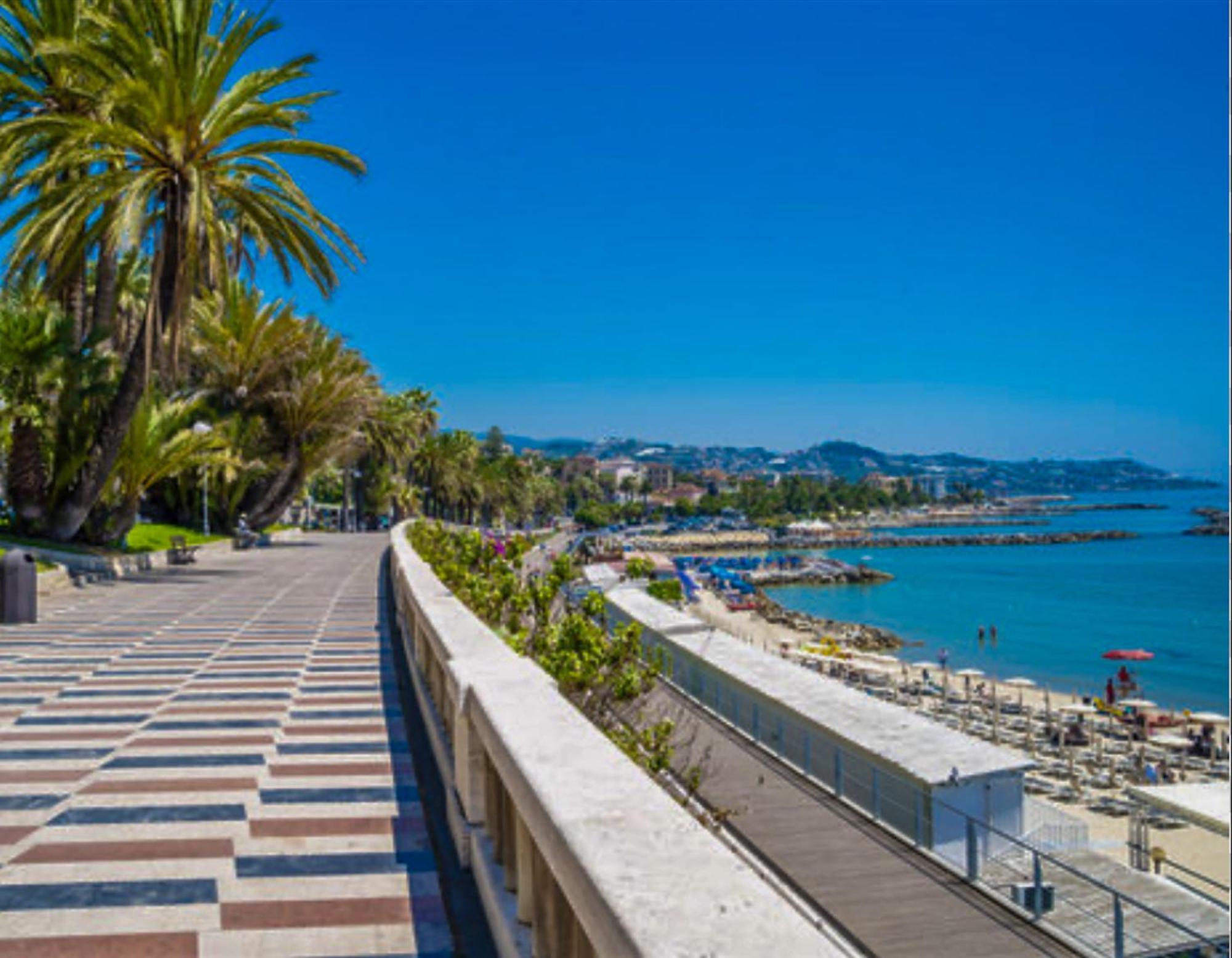 Bed and Breakfast La Magia Del Mare Sanremo Exterior foto